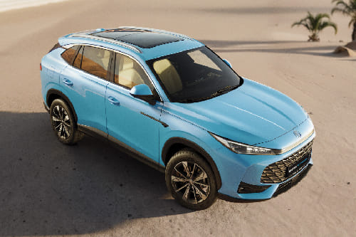 MG HS Front Cross Side View