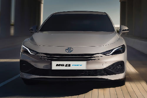 Full Front View of 8