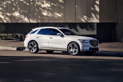 Genesis EV GV 70 Right Corner Front View