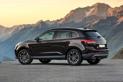 Rear Cross View of Borgward BX7