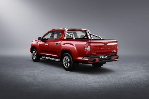 Rear Cross Side View of ماكسيوس T60