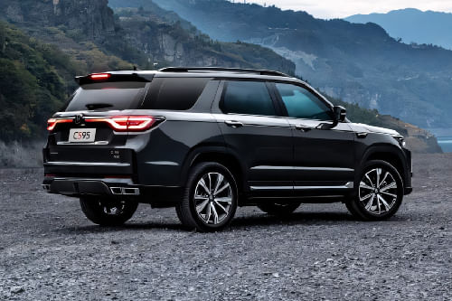 CS95 Rear Medium Side View