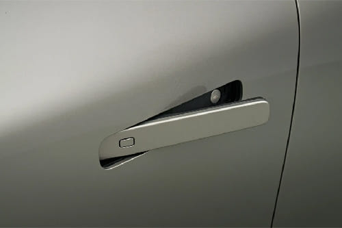 CS75 Plus Door handle