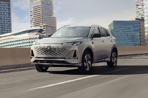 Changan  UNI-S Front angle low view