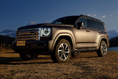 إتش 9 Front deep low Angle View