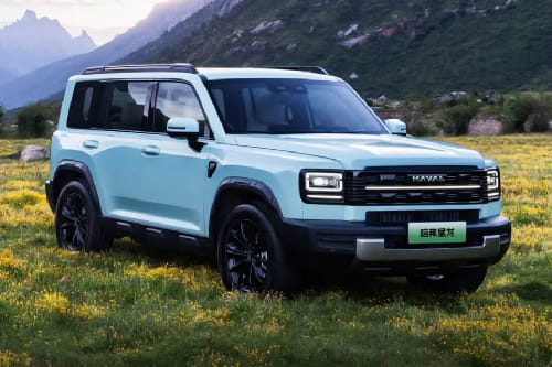 Haval V7 Front Cross Side View