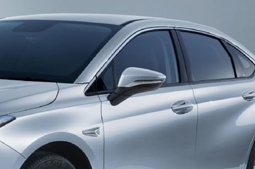 جي أي سي آيون إي إس Drivers Side Mirror Front Angle