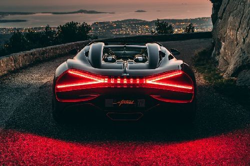 Full Rear View of بوغاتي  ميسترال