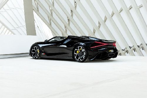 Rear Cross Side View of بوغاتي  ميسترال