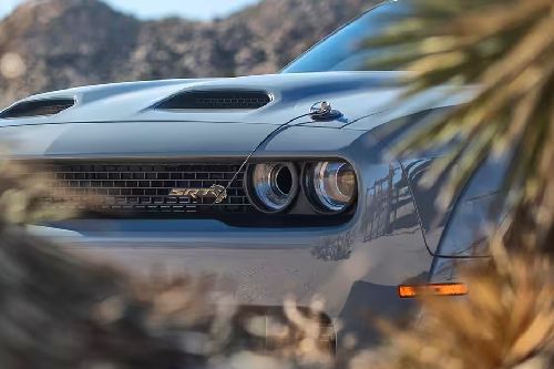 تشالنجر Headlight