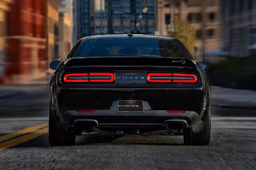 Rear Medium View of دودج تشالنجر