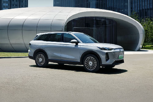 Chery Fengyun T9 Front Medium View