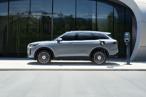 Fengyun T9 Side view