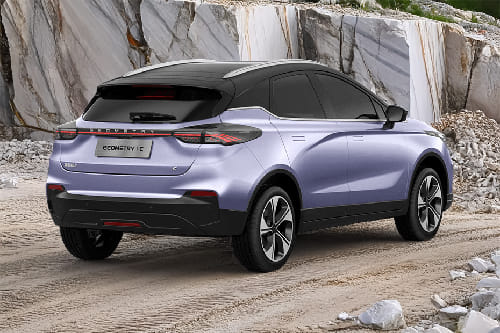 GEOMETRY C Rear angle view