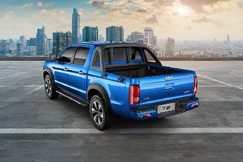 Rear Cross Side View of جاك T8