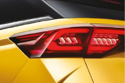 تي 77 برو Tail light