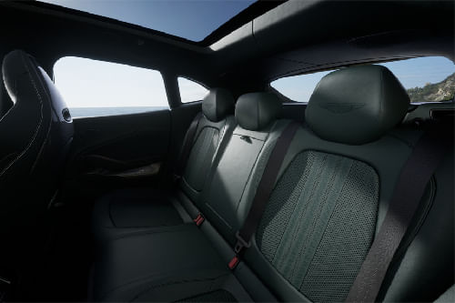 أستون مارتن DBX Rear Seats