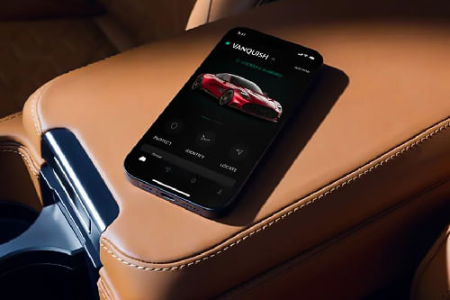 Vanquish Front Center Divider