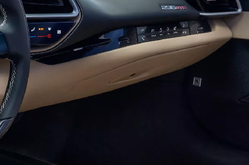 فيراري 296 GTS Glove Box