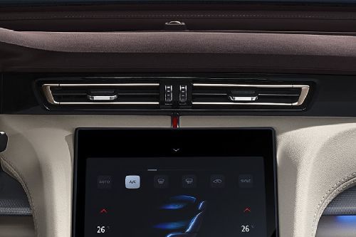 Front AC Controls of Hongqi OUSADO