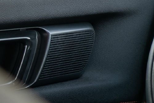 Speakers View of BYD Shark 6