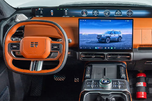 Dashboard View of جي 700