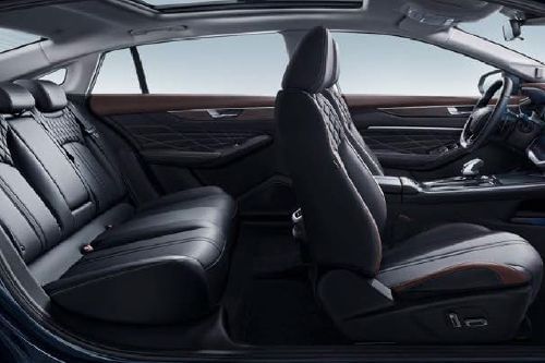 دونج فينج شاين ماكس Front And Rear Seats Together