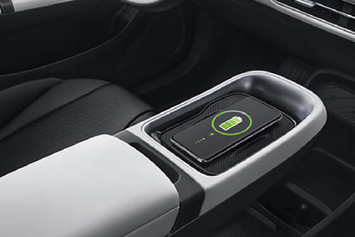 Power Accessories Outlet View of دونج فينج ٠٠٧