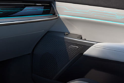 Speakers View of دونج فينج ٠٠٧