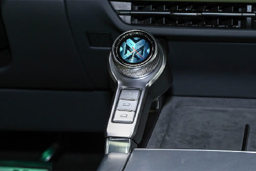 Center Controls of دونج فينج واريور M817