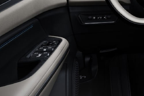 لينك اند كو 1 Drivers Side In Side Door Controls