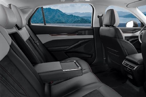 Ford Taurus  Rear Seats