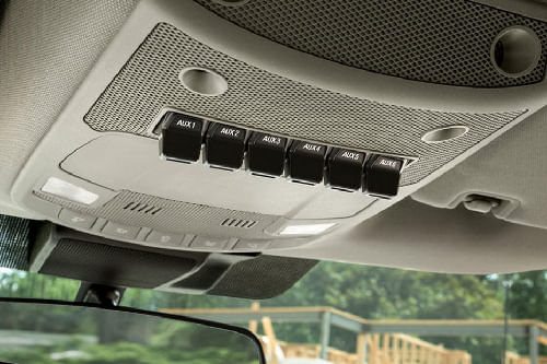 Super Duty Chassis Cab Courtesy Lamps