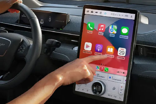 موستانج ماك-إي touch screen