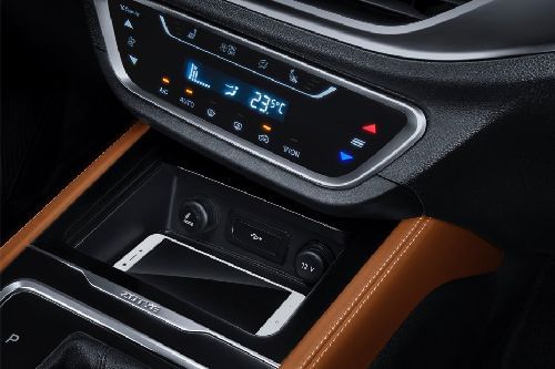 Power Accessories Outlet View of Zotye T300