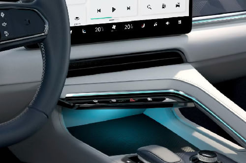 Front AC Controls of ZEEKR 001