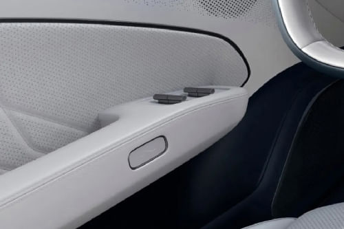 ZEEKR 007 Drivers Side In Side Door Controls