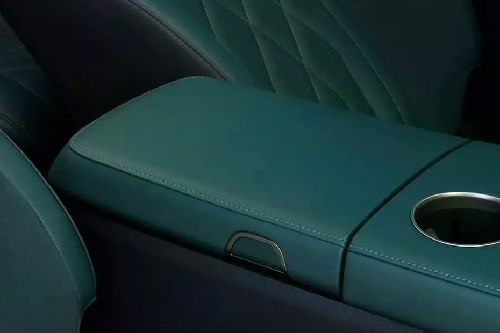 S09 Front Center Divider