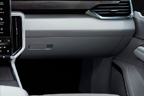 جي إم سي أكاديا Glove Box