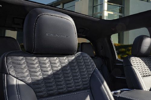 سييرا إي في Front Seat Headrest