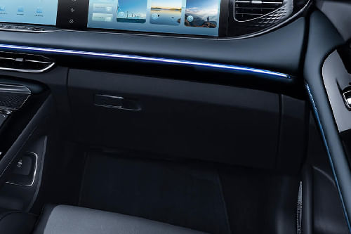 فوياه فري Glove Box