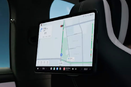 Rear Seat Entertainment of شاومي إس يو 7