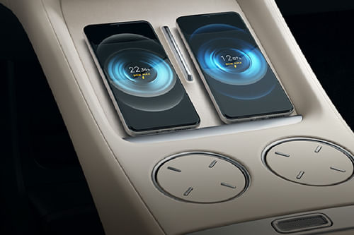 Power Accessories Outlet View of Xiaomi YU7