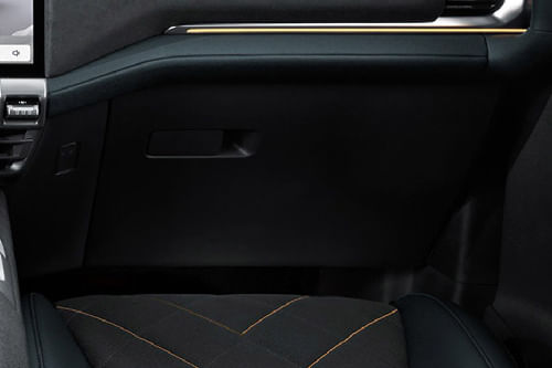 ديبال جي 318 Glove Box