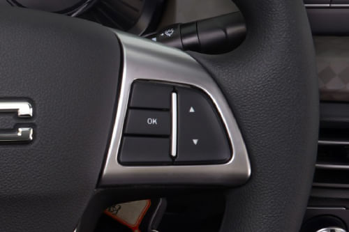 ج إم سي فيجوس دابل كابين Multi Function Steering