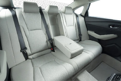 هوندا أكورد Rear Seats