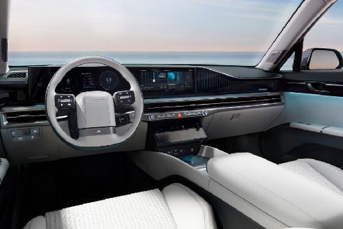 Dashboard View of أزيرا