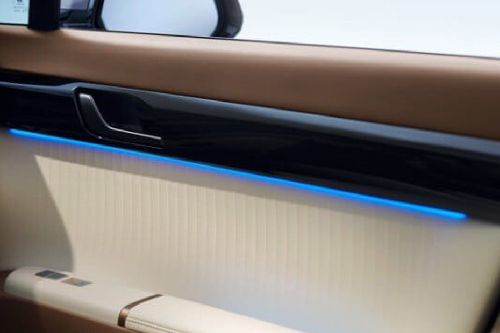 door handle interior of هيونداي أزيرا