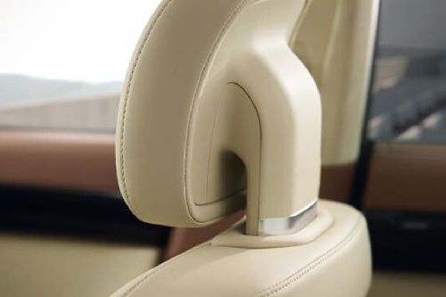 أزيرا Front Seat Headrest