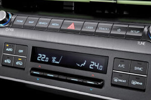 Front AC Controls of Hyundai Kona